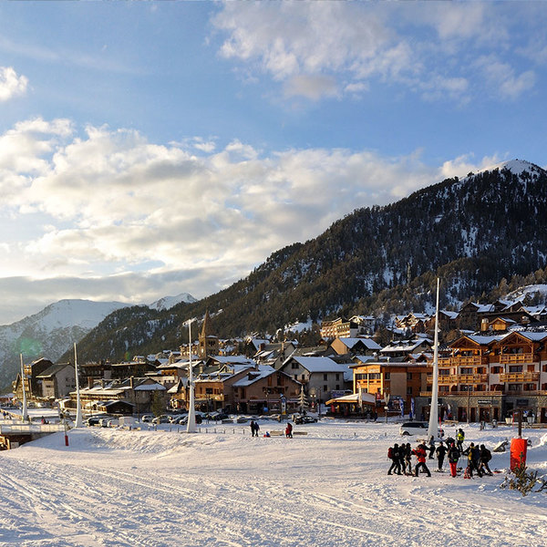 Pied des pistes, Rés. Neige & Golf